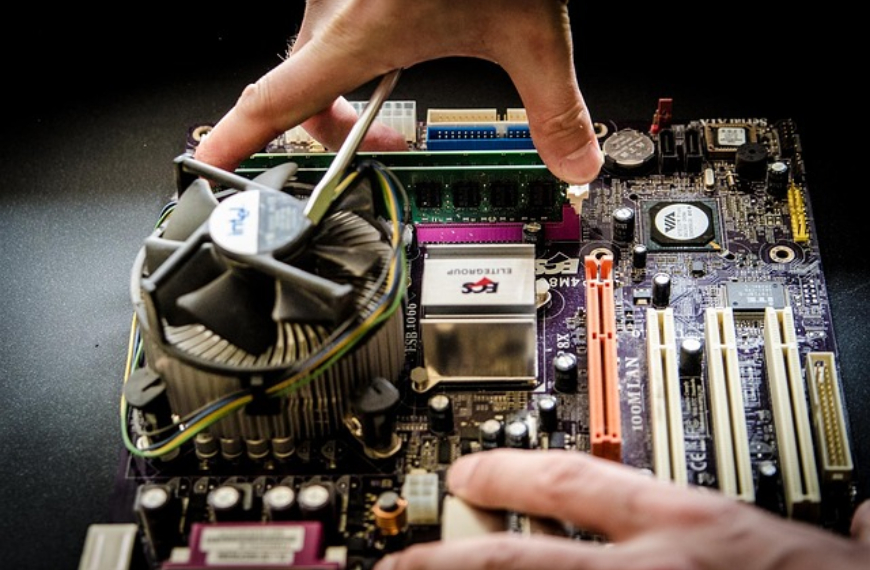 India's IT Revolution: 44 Global Manufacturers Join Forces Under PLI Scheme
